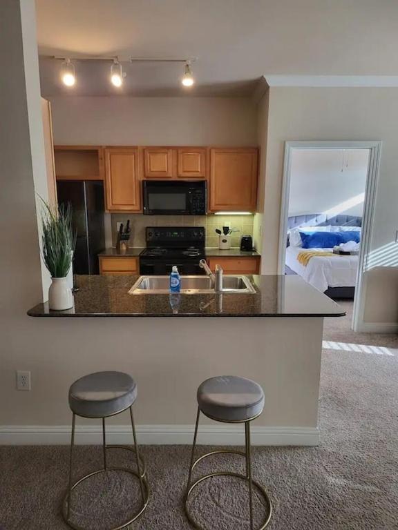 هيوستن Modern Galleria Apt-Freeparking-Pool-Fast Wifi-Med Ctr المظهر الخارجي الصورة
